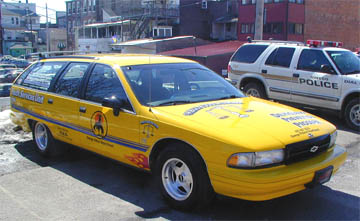Photo of the bright yellow car