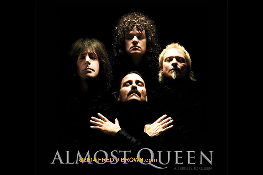 00_queen-poster.jpg