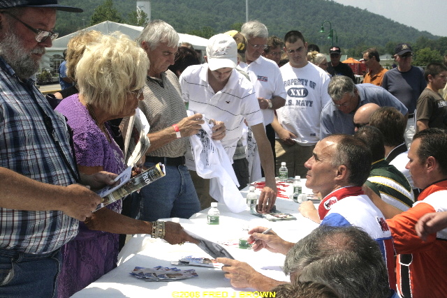 0807_0964.jpg