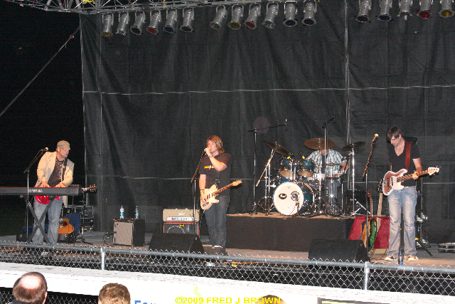 0908_0374.jpg